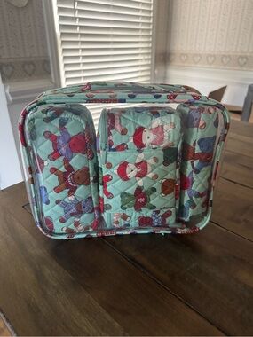 Vera Bradley Toasty Teddies Four Piece Cosmetic Bag!